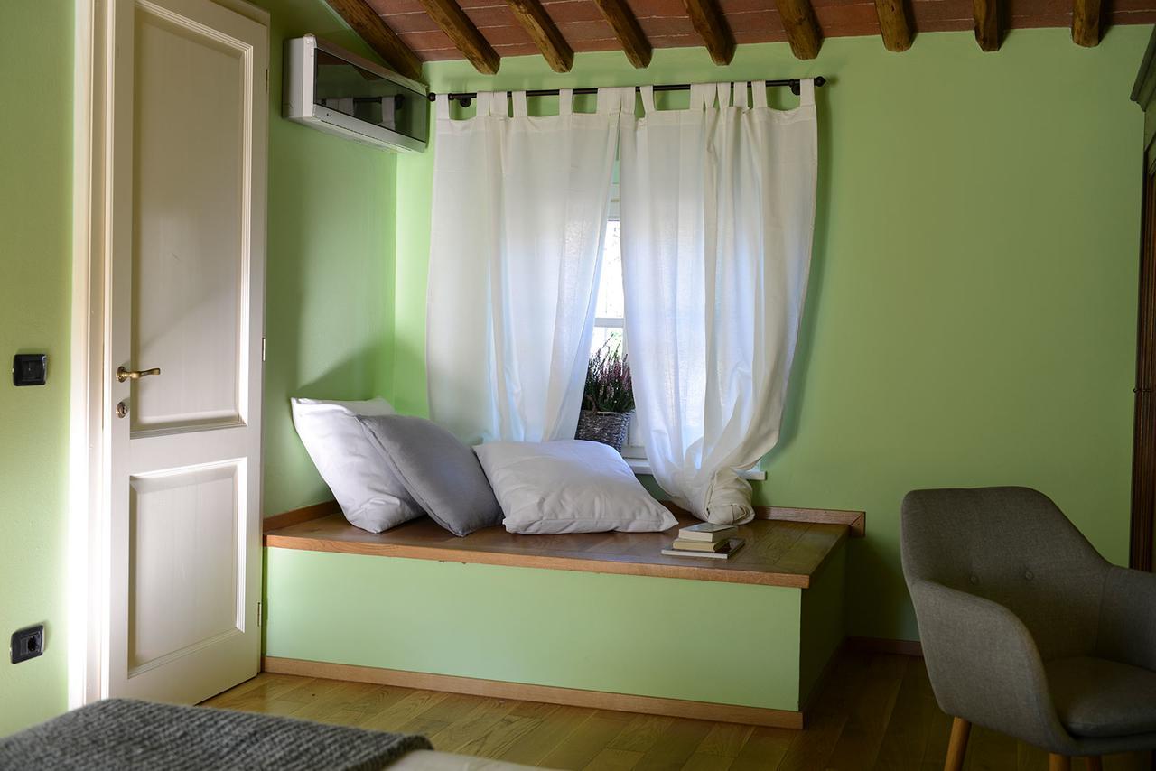 Ai Santinelli Bed & Breakfast Vorno Luaran gambar