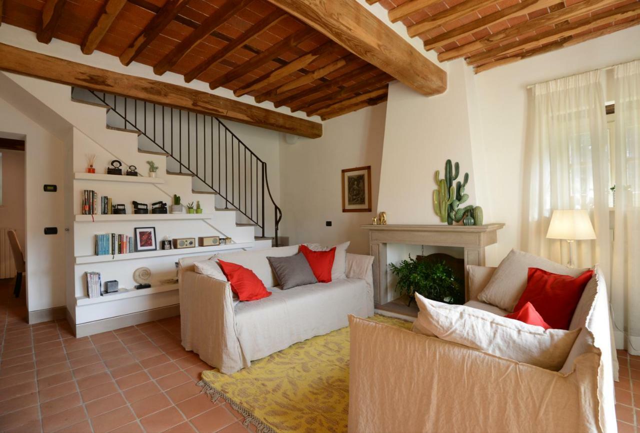 Ai Santinelli Bed & Breakfast Vorno Luaran gambar